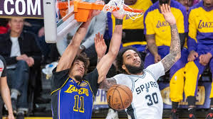 越了传奇球 越了传奇球